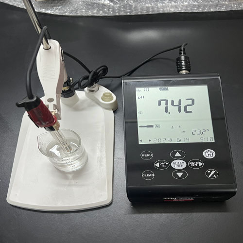 pH meter